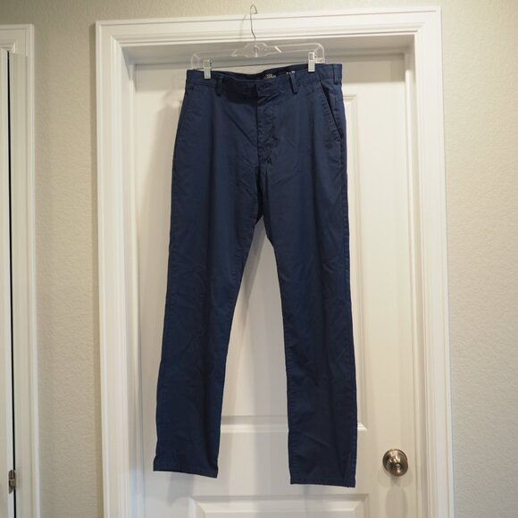 Izod Advantage Performance 32 x 32 Men's Navy Blue Chinos Straight Pants - Picture 4 of 10